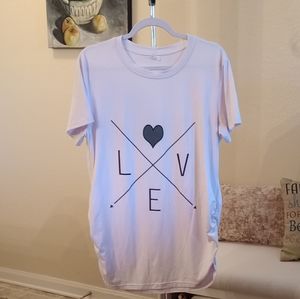 🔥BUNDLE 3 items $7-9 & make offer for $15🔥 The Belly Boxes 2XL maternity tee